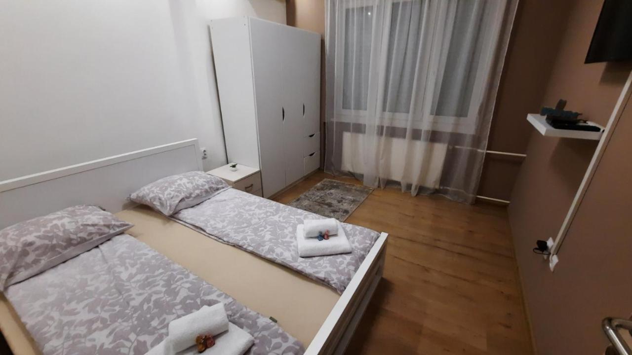 Ancora Apartment Lana Novi Sad Esterno foto